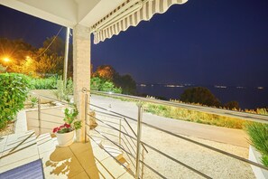 Courtyard - House Roza (Podstrana)