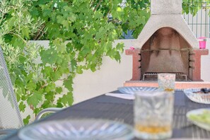 BBQ/picnic area - House Roza (Podstrana)