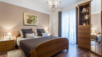 Strykejern/-brett og wi-fi (inkludert)