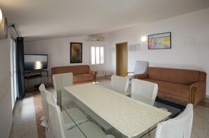 Apartment (A3) | Dining - Apartments Gudelj (Okrug)