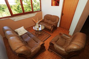 Living room | TV - House Kia (Preko)