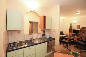 House | Living room | TV - House Kia (Preko)