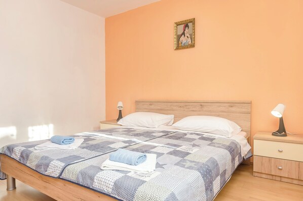 House | Free WiFi, bed sheets - House Rajka I (Vodice)