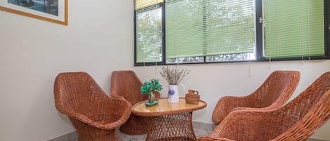 ลานระเบียง/นอกชาน