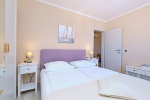 Huoneisto (A3) | 2 makuuhuonetta, ilmainen Wi-Fi, vuodevaatteet