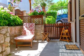 Apartment (A2) | Terrace/patio
