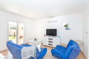 Living room | TV