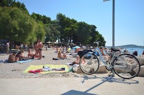 Beach - Apartment Home Sweet Home (Vodice)