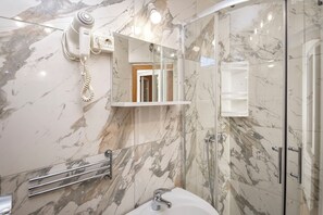 Apartment (A1) | Badezimmer