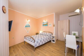 Apartment (A1)