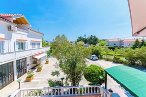 Studio (A1) | Aerial view - Apartments and Rooms Preka (Rab)