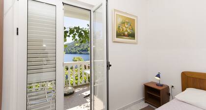 Apartments and Rooms Nike