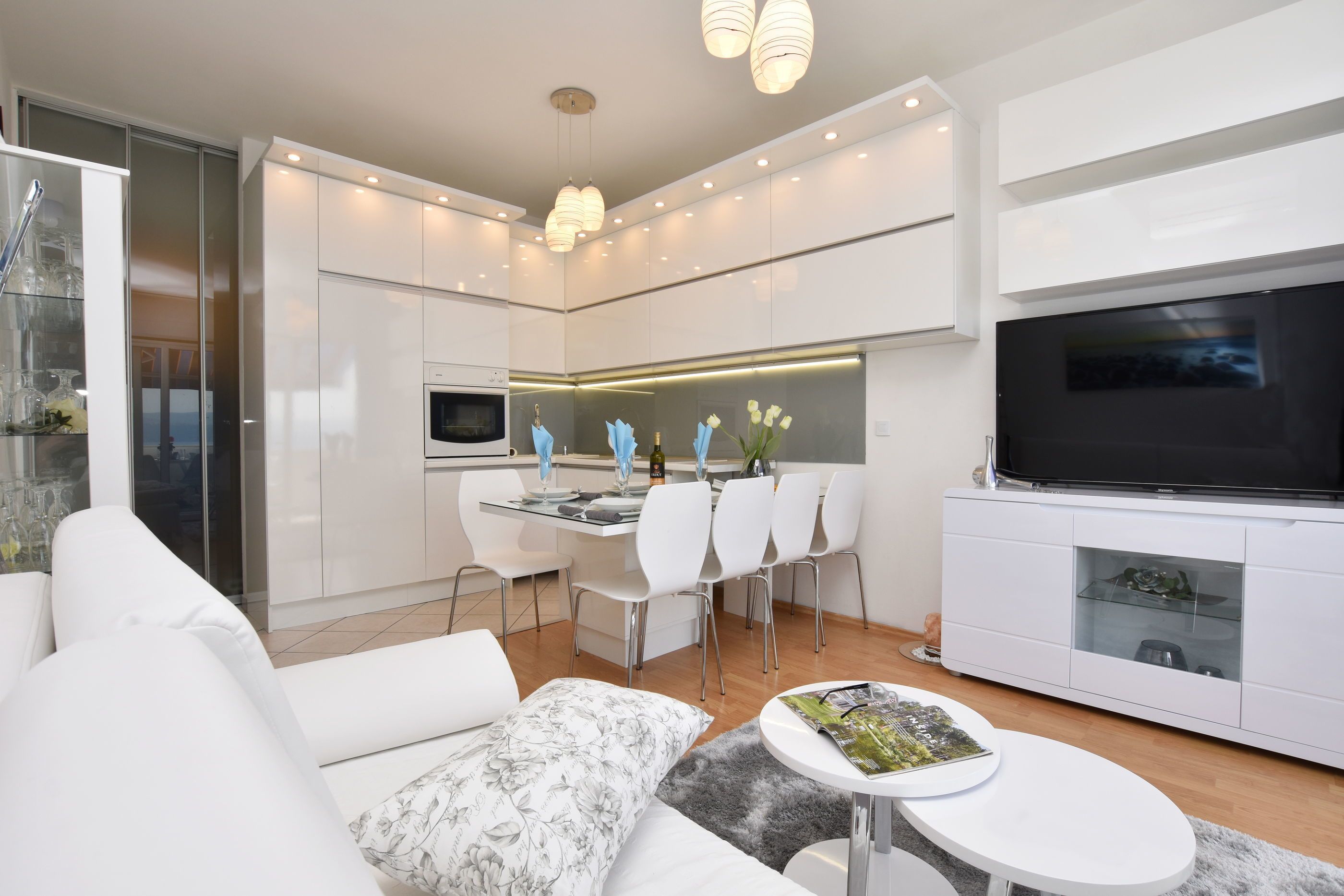 Apartment (A1) | Eigene Küche | Kühlschrank, Mikrowelle, Ofen, Herdplatte