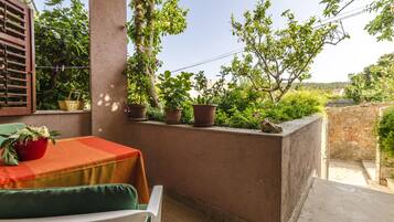 Chambre (S1) | Terrasse/Patio