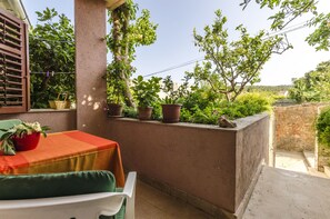 客房 (S1) | 露台