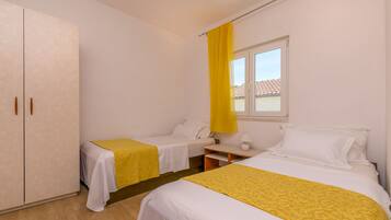 2 habitaciones, tabla de planchar con plancha y wifi gratis