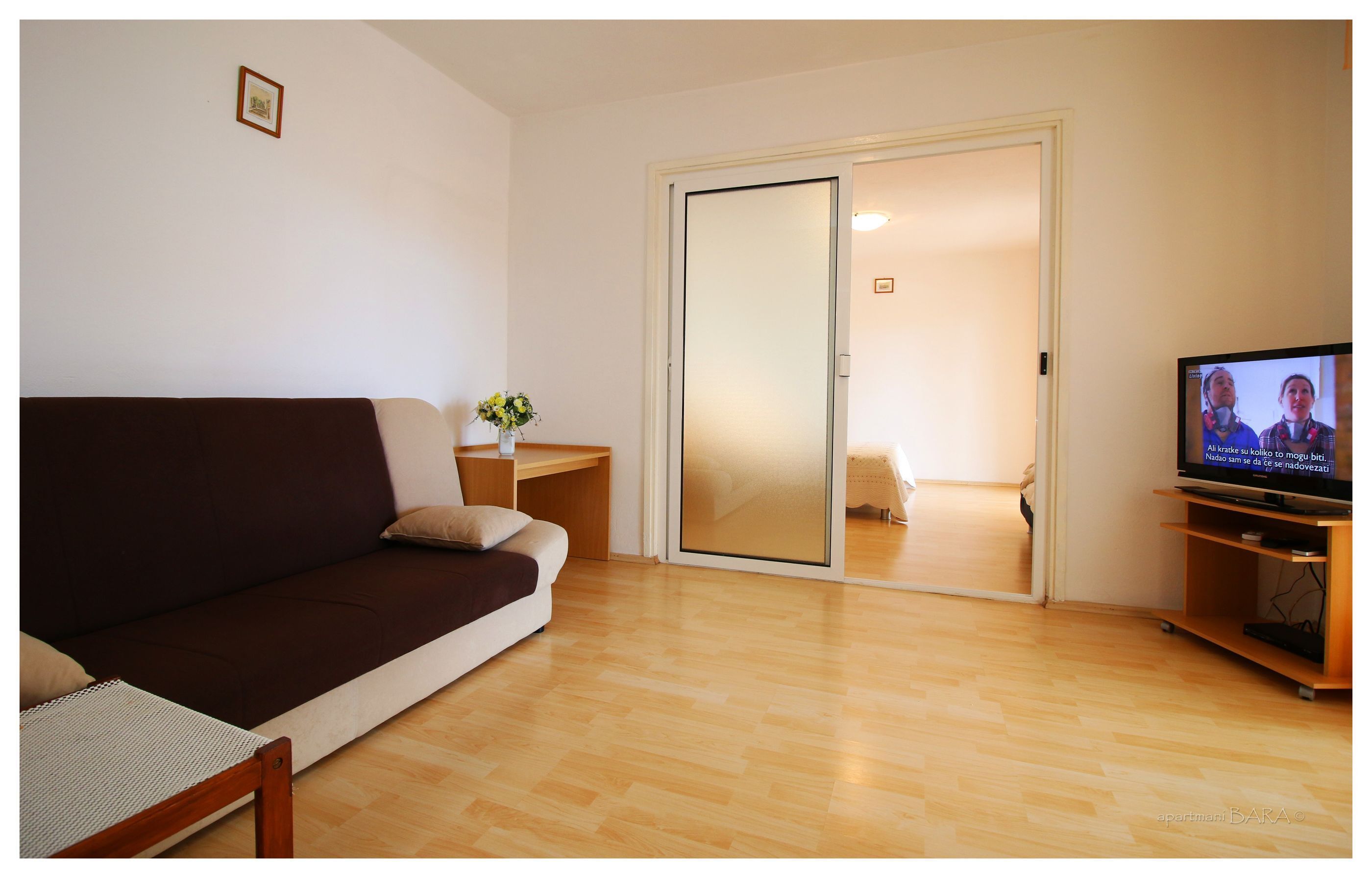Wohnzimmer | Flachbildfernseher