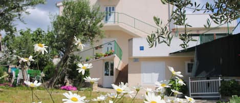 Rakennuksen muotoilu