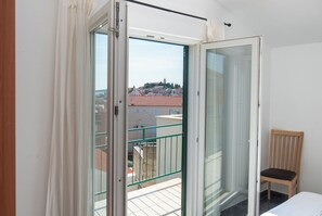 Apartment (A2) | Balkon