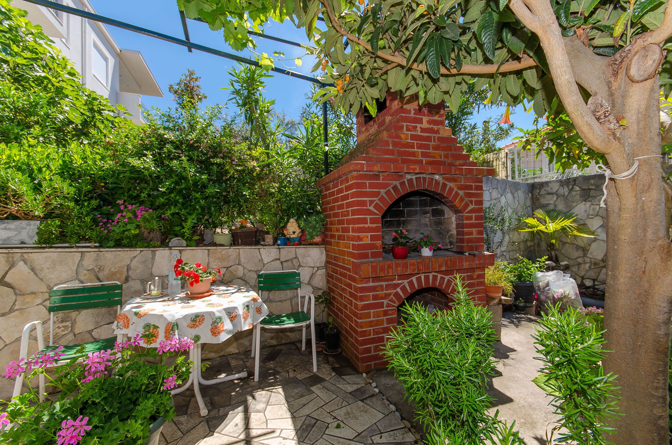 Aire de pique-nique/barbecue