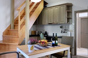 Apartment (A2) | Private kitchen | Fridge, oven, stovetop, dishwasher - Apartments Roko (Dugi Rat)