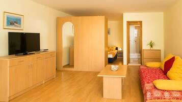 Studio (A2) | Living room