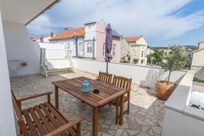 Terrace/patio - Apartments Leonardo (Primosten)