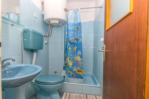 Room (S3) | Bathroom - Apartment and Rooms Angela (Vela Luka)