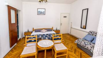 Studio (A1) | Free WiFi