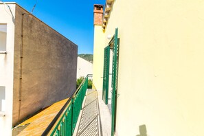 Studio (A1) | Balcony - Apartment and Rooms Angela (Vela Luka)