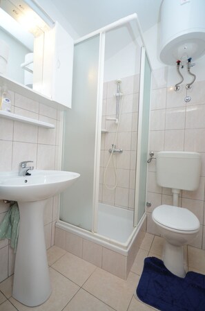 Apartment (A2) | Badezimmer