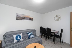 Apartemen (A1) | Ruang keluarga