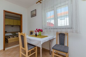 Dining - Apartments Jurica (Janjina)