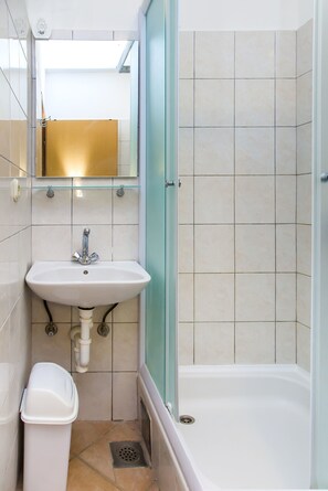 Bathroom - Apartments Jurica (Janjina)