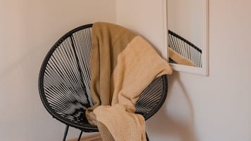 Ferros/tábuas de passar roupa, Wi-Fi de cortesia, roupa de cama