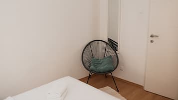 Ferros/tábuas de passar roupa, Wi-Fi de cortesia, roupa de cama