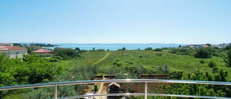 Huoneisto (A4) | Näkymä vedelle