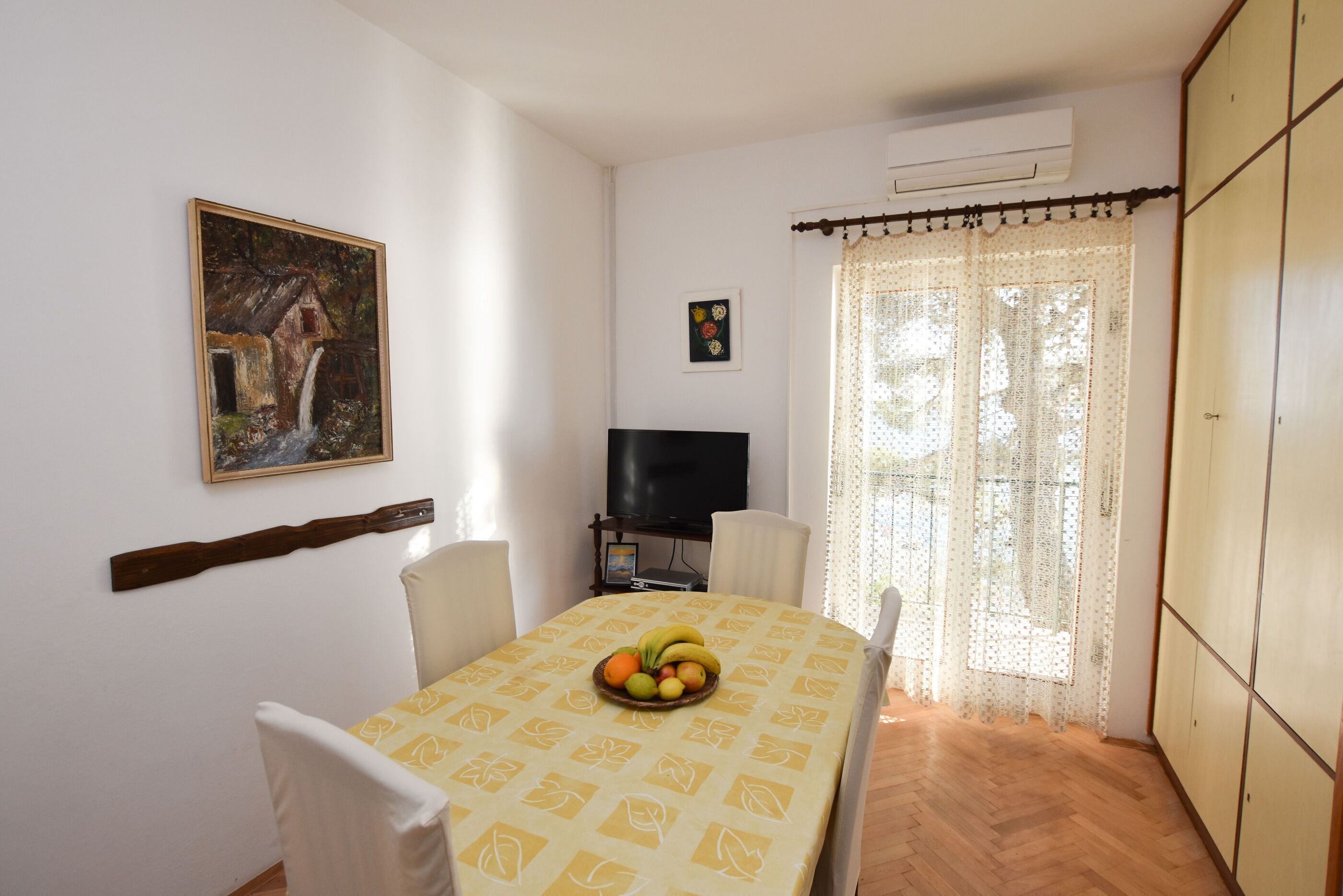 Apartment (A1) | Dining