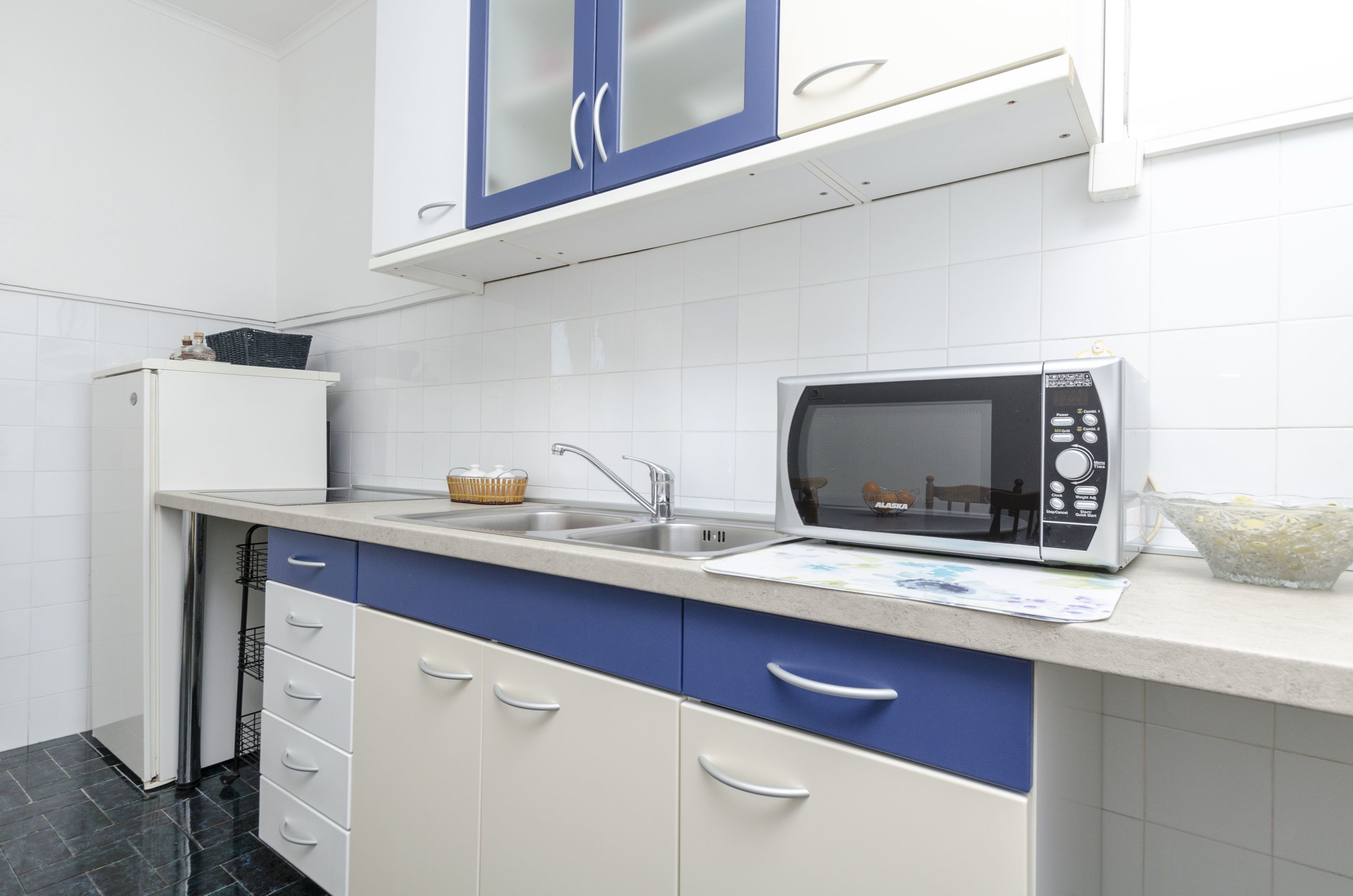 Private kitchen | Fridge, microwave, stovetop, espresso maker