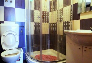 Apartment (A1) | Bathroom | Shower, hair dryer
