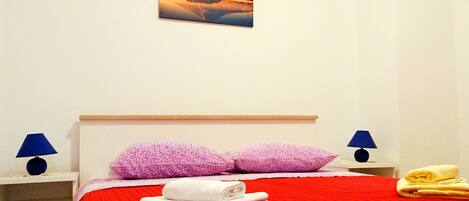 Apartment (A1) | Iron/ironing board, free WiFi, bed sheets