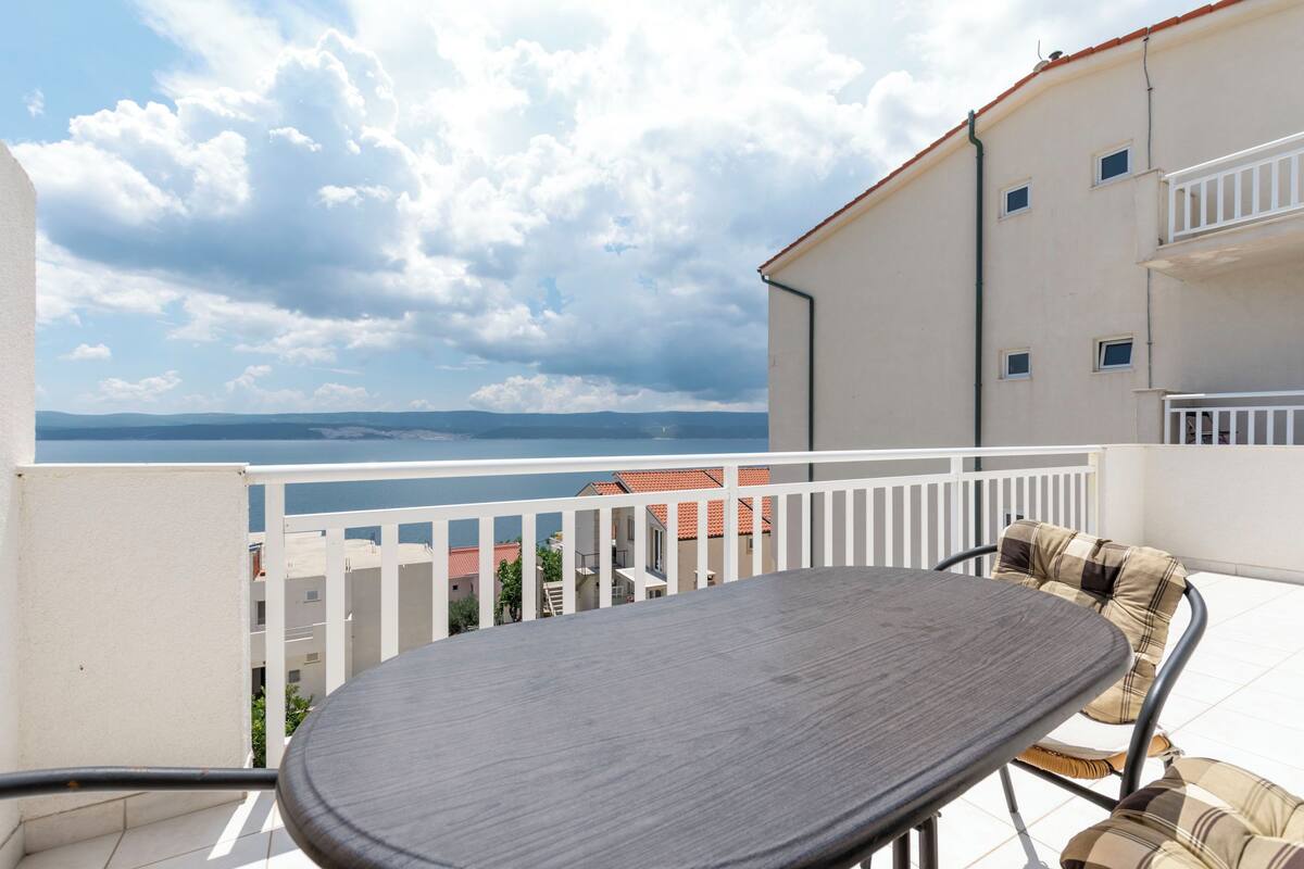 Apartment (A1) | Outdoor dining