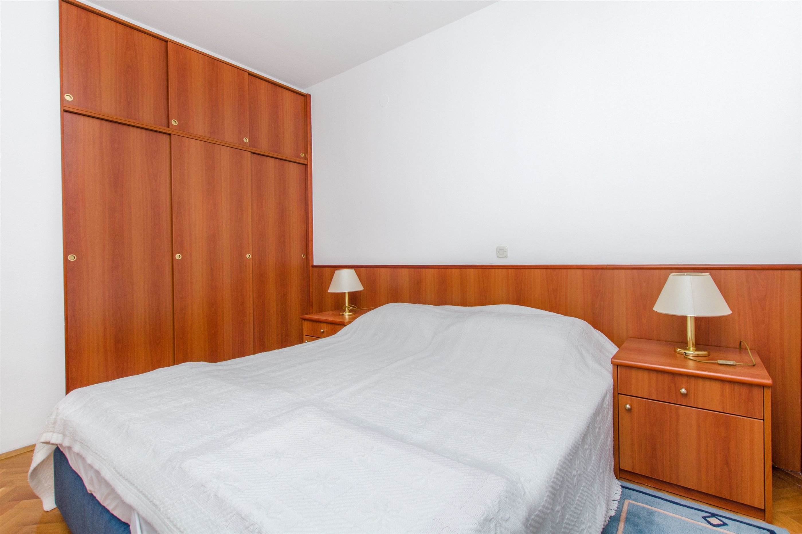 Wi-Fi de cortesia, roupa de cama