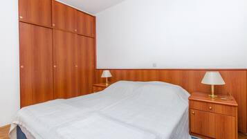 Wi-Fi de cortesia, roupa de cama