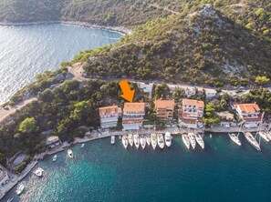 Beach nearby - Apartment Marina (Lastovo)