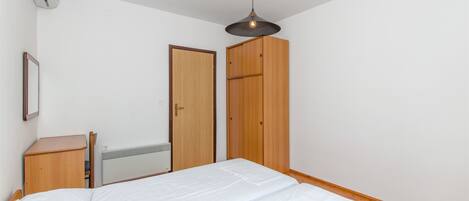 免费 WiFi、床单