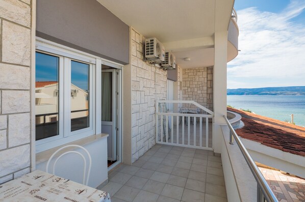 Balcony - Apartments and Rooms Denis (Duce)