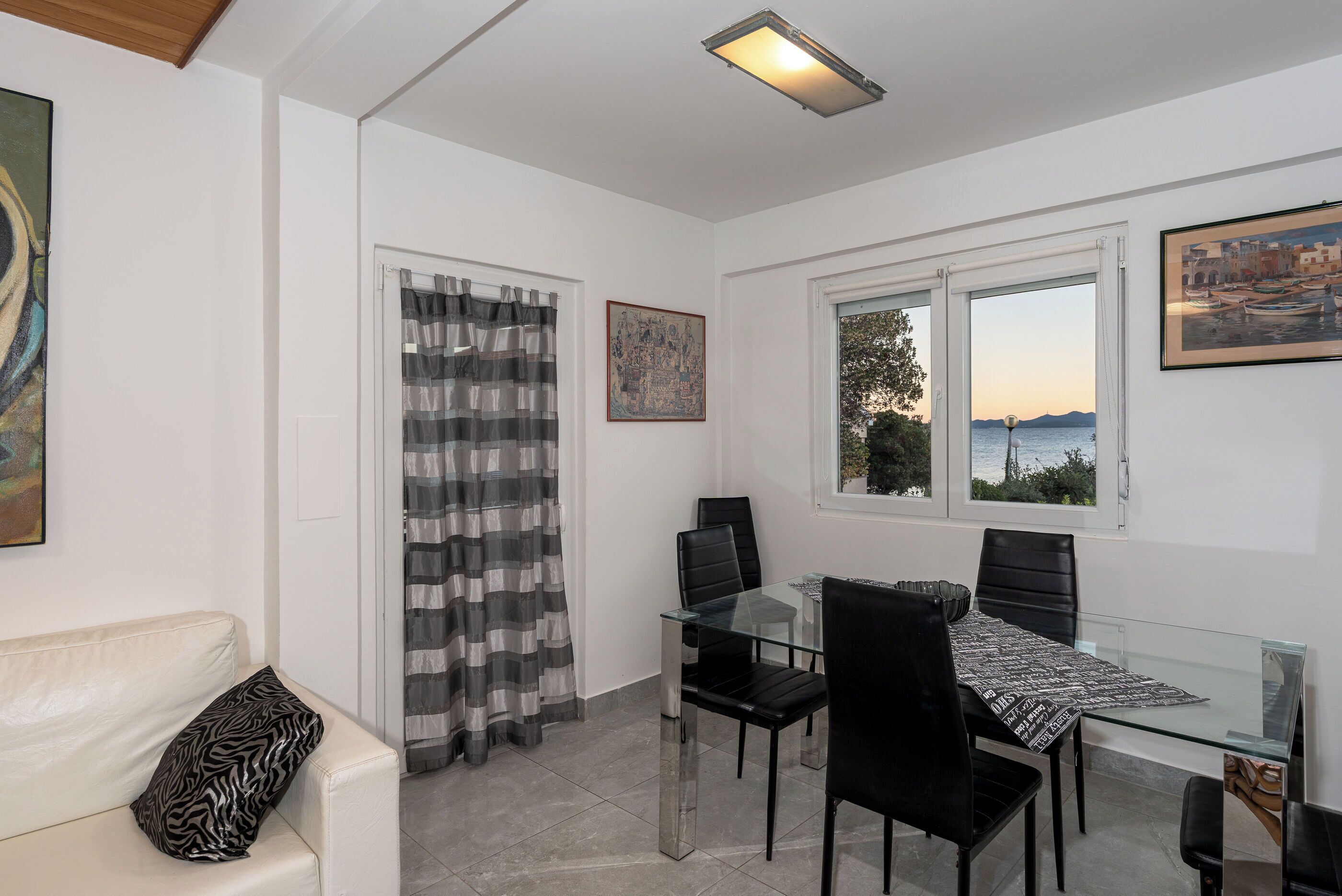 Apartment (A1) | Living room