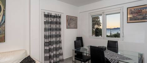 Apartment (A1) | Living room