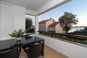 Apartment (A1) | Balcony